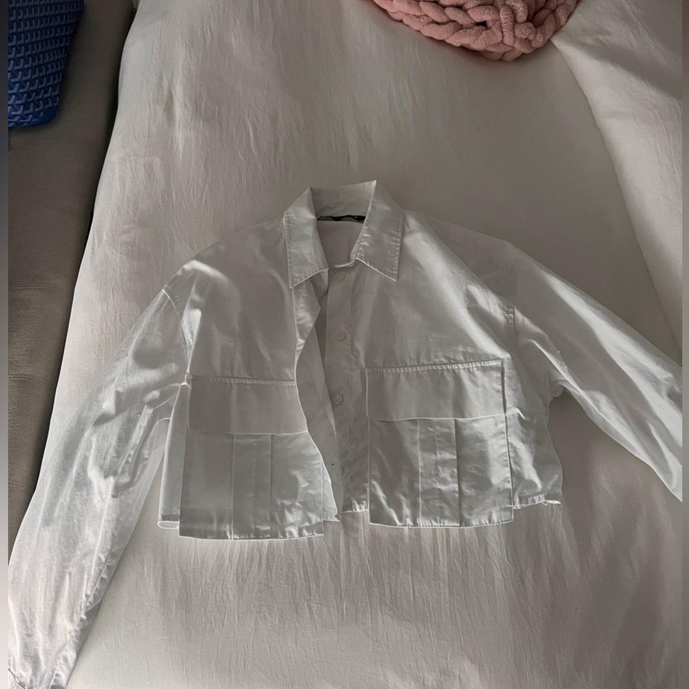 Zara white cropped shirt
